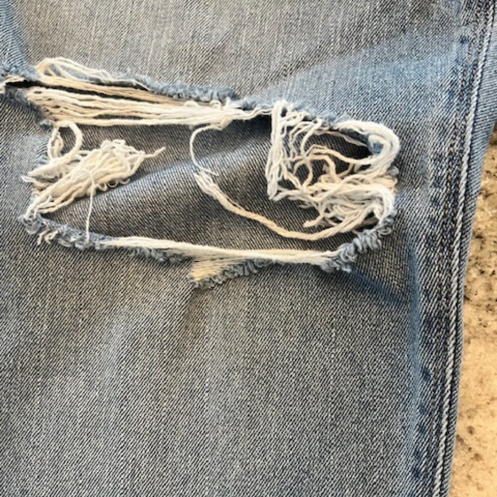 American Eagle Outfitters ripped mom jeans high waist straight leg - Picture 12 of 12